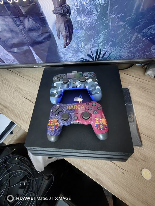 Продам Sony PlayStation 4 Pro