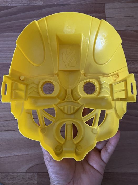 Продам игрушки ,машинки , маски