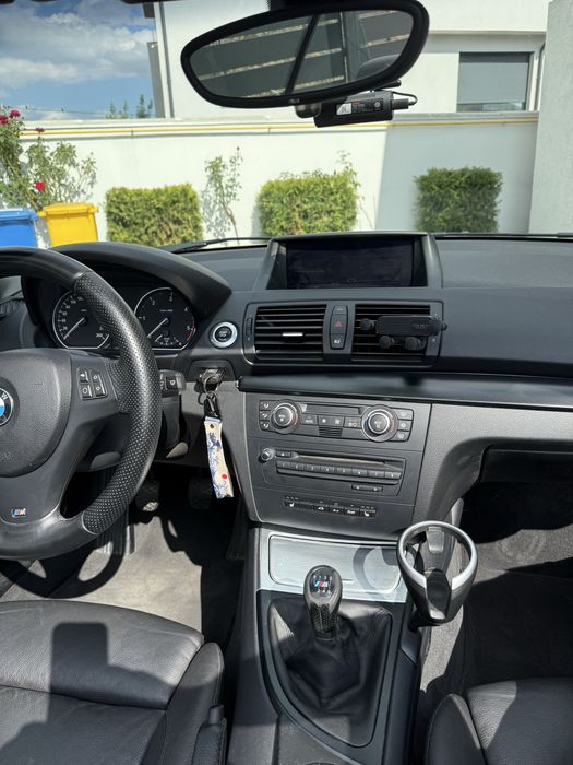BMW E88 120d Cabrio 177CP • 188.000 km • M Pack • Piele • Xenon • CIC