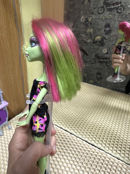 Продам кукол монстр  хай!