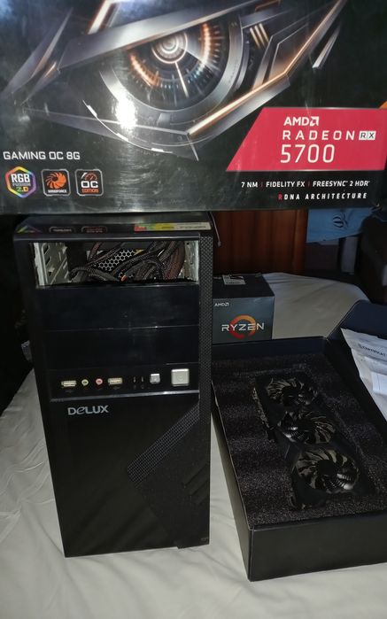 Vând PC Gaming  RX 5700, Ryzen 5 2600, 32GB ram DDR4, SSD 256 GB