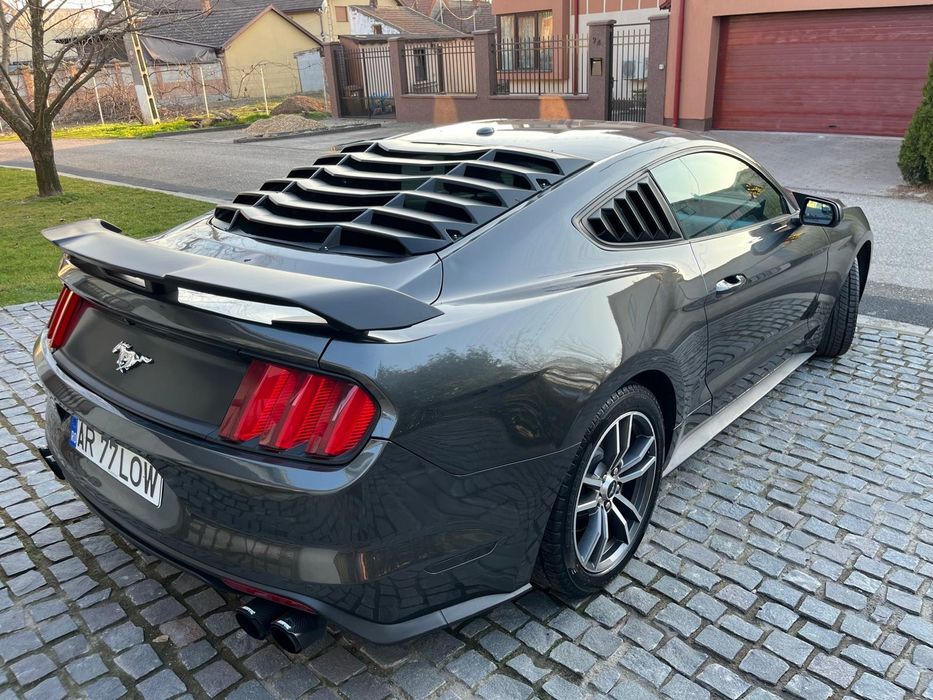 Ford Mustang - 2015