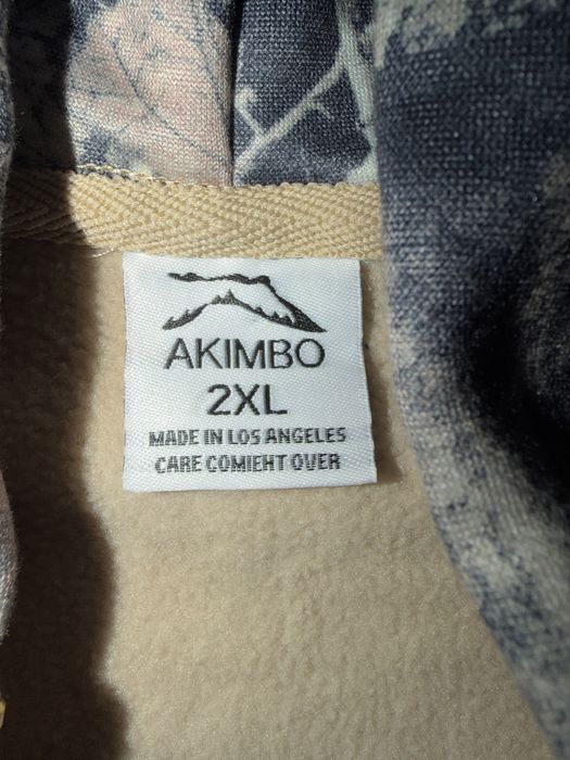 Y2K Akimbo club X Raltree суичър