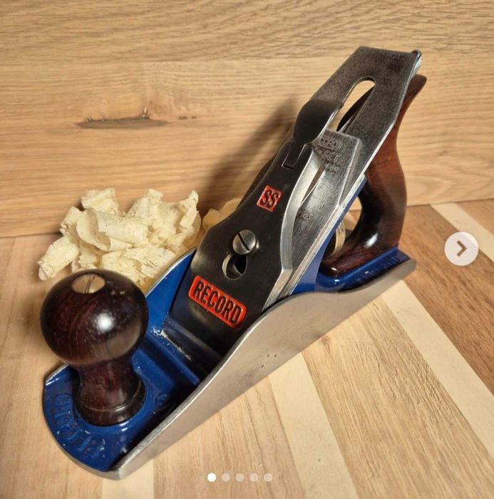 Дърводелски инструменти