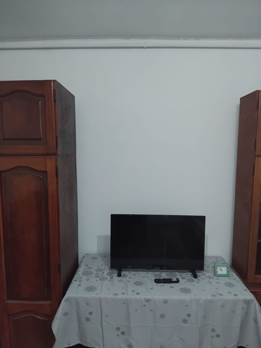 Închiriez garsonieră