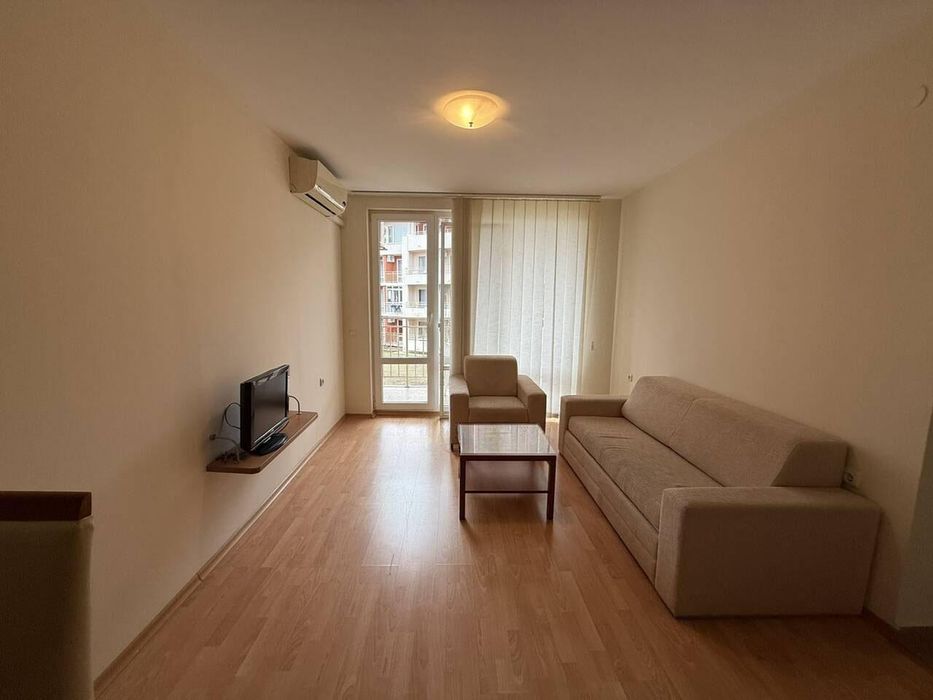 Продава се Тристаен апартамент в Бургас, Долно Езерово - 72 кв.м за 966 €/кв.м - Снимка #1