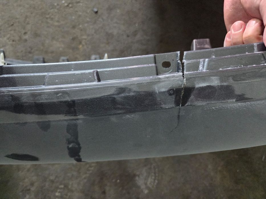 Бампер ЛИ 7 за 160 тыс. (передний оригинал)