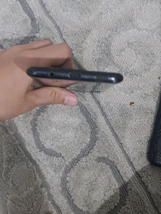 Samsung a20 sotiladi keliwamiz