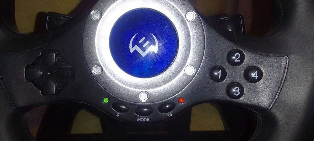 Игровой руль SVEN GC-W500