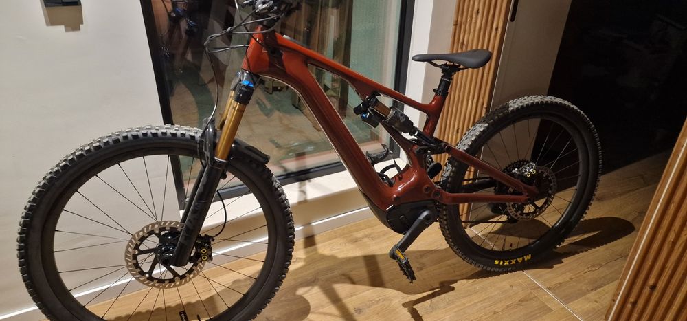 Specialized turbo levo  pro 2024