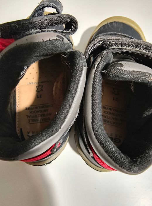 Лот детски есенно-зимни обувки