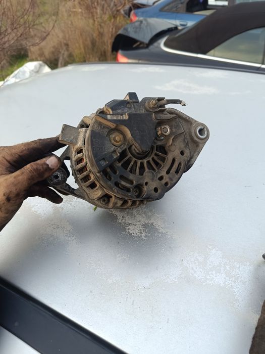 Alternator și electromotor Opel Astra G 1.6benzina