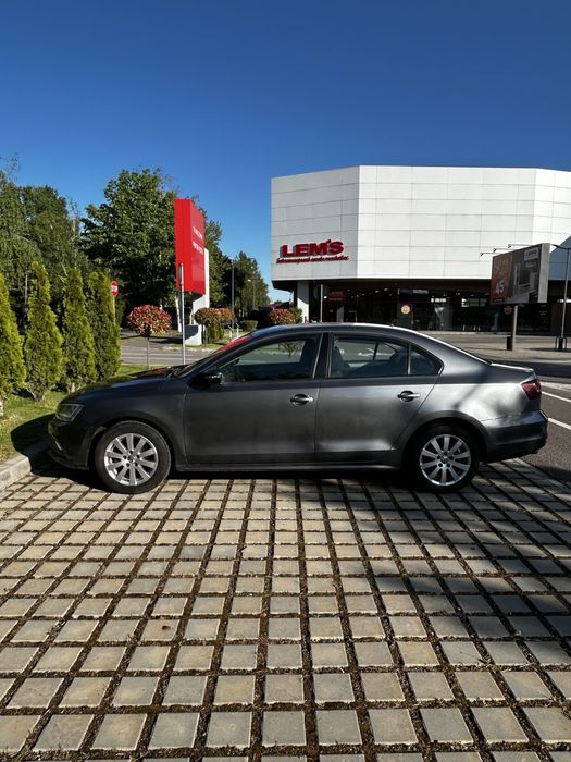 De Vanzare volkswagen jetta | 1.2TSI | an fabricatie 2017 | 112.000km | Al doilea proprietar | Carte Service