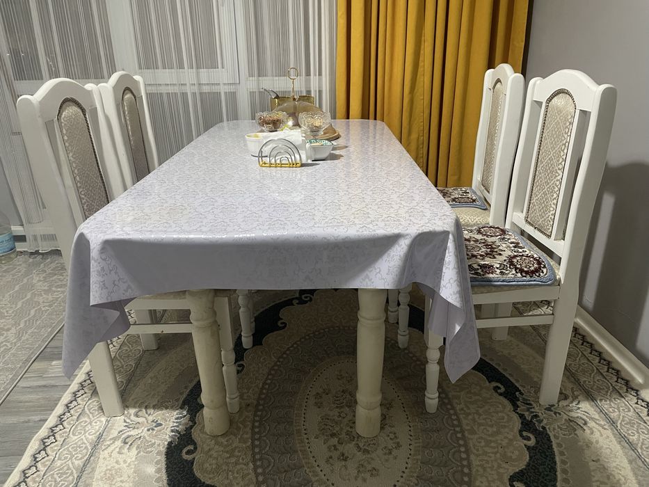 Стол стулья комплект 30 000