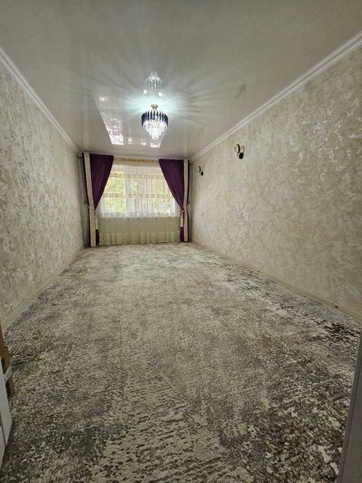 Srochno 3 xonalik kvartira sotiladi.