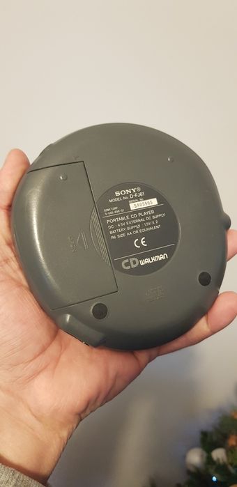 Sony D-FJ61 Cd player Radio FM/AM
