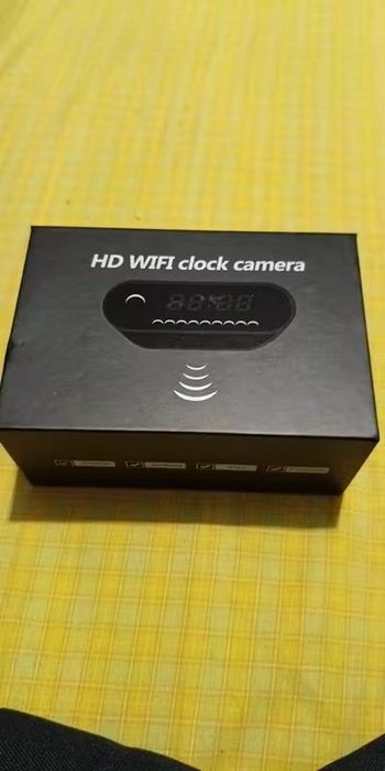 Camera spion în ceas