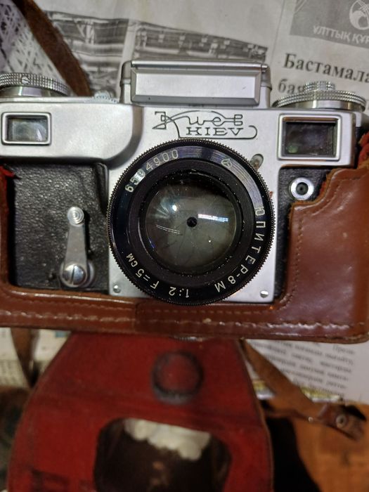 Фотоаппараты ФЕД3 и КИЕВ