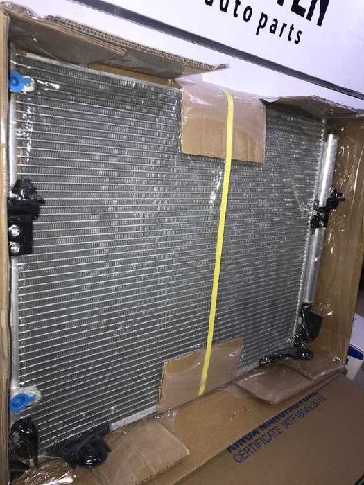 Радиатор кондиционера на Toyota