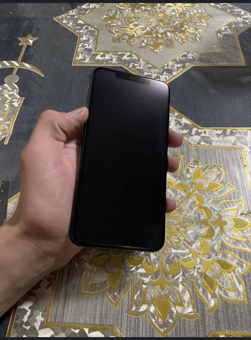Srocni Iphone x s max 256 gb