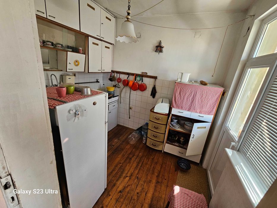 Продава се Многостаен апартамент в Търговище, Център - 124 кв.м за 968 €/кв.м - Снимка #3