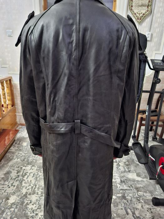 Чисто корейский мужской кожаный плащ сатылады