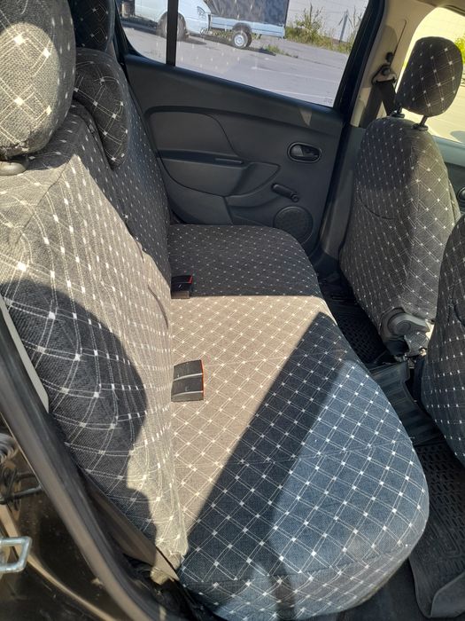 Рено сандеро 2014г