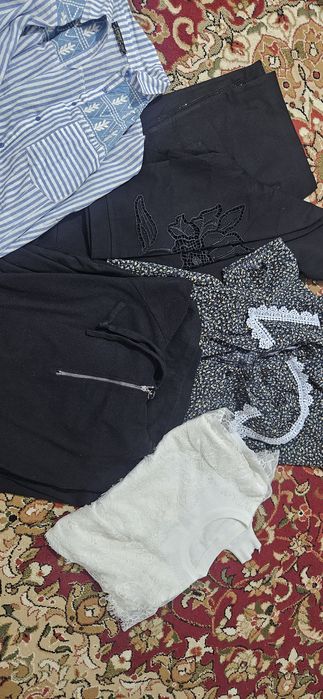 Пакет одежды 42 размер за 3000