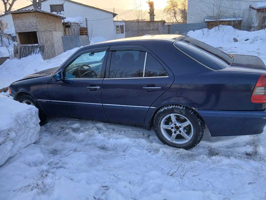 Продав автомобиль Mercedes - Benz