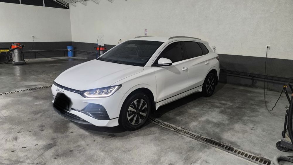 BYD  E2 full options