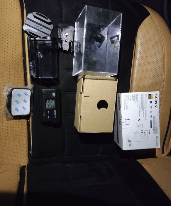 Продам экшн-камеру sony hdr-s20