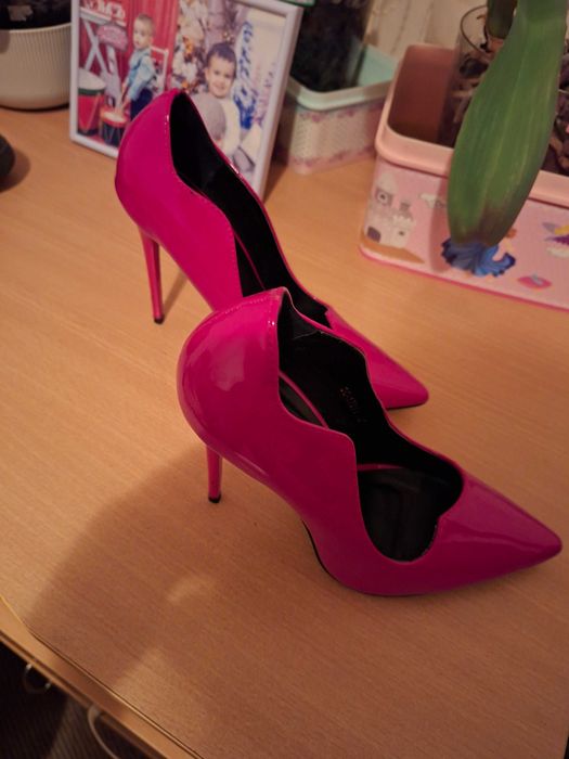 Елегантни обувки