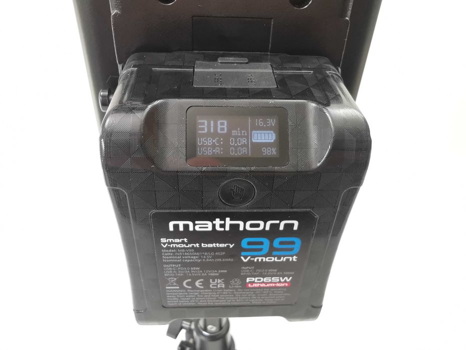 Mathorn MB-V99 V-Mount батерия с капацитет 99 Wh / 6700 mAh / 14.8V