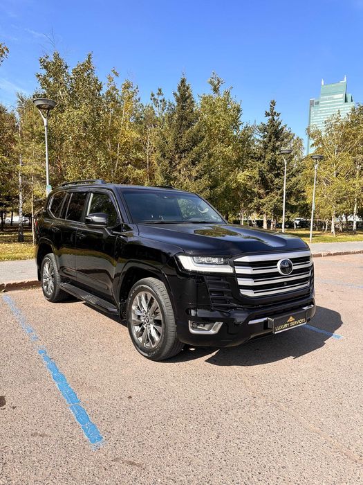 С ВОДИТЕЛЕМ! Аренда авто Прокат Крузак Крузер Toyota Land Cruiser 300