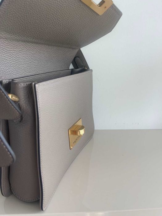 Valentino by Mario Valentino Дамска чанта естествена кожа - НОВА