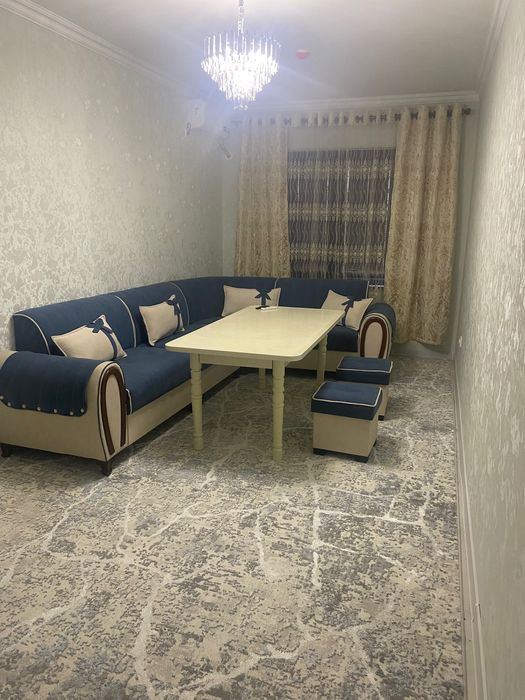 kvartira kosmonavt / oybek metro