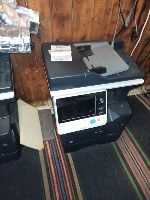 Принтер konica Minolta buizzhub 4052