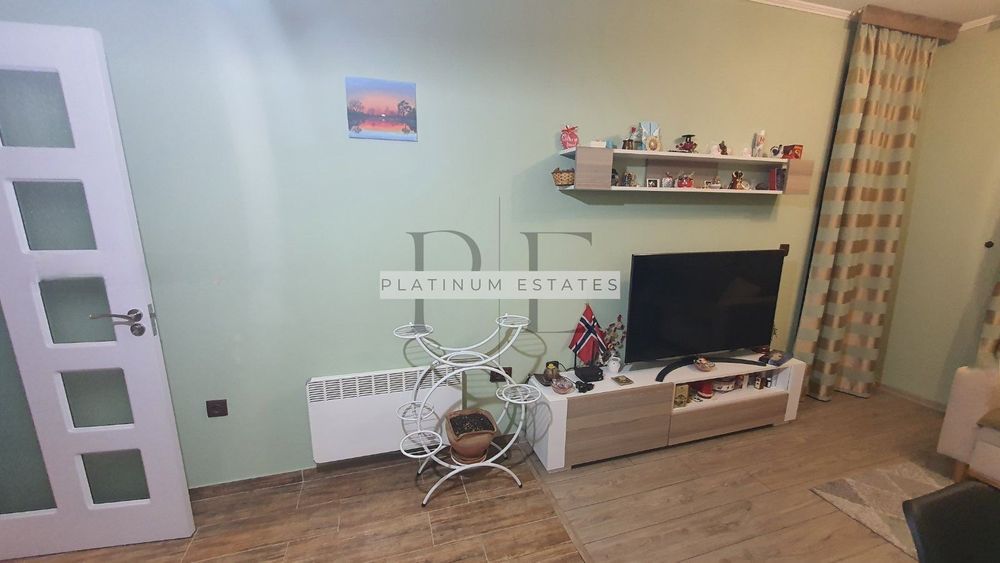 Дава се под наем Двустаен апартамент в София, Кръстова вада - 60 кв.м за 665 € - Снимка #3