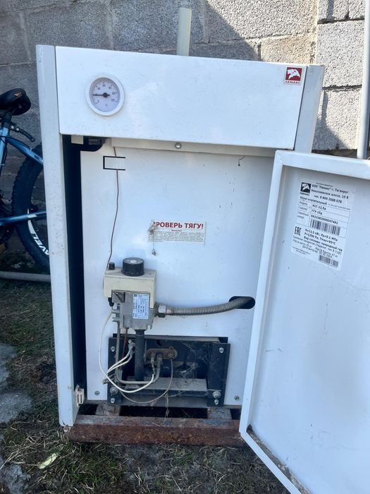 Инкубатор. Микровалновка. Печка 200кв 2014г б/у