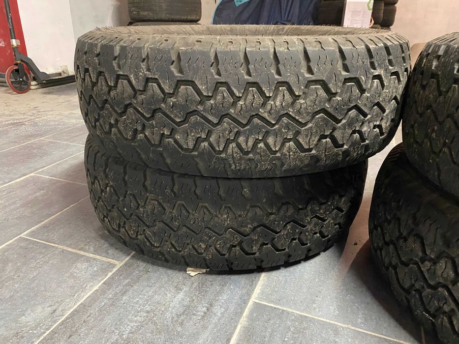 Гуми 265x70x16 116T, летни, 4 брой