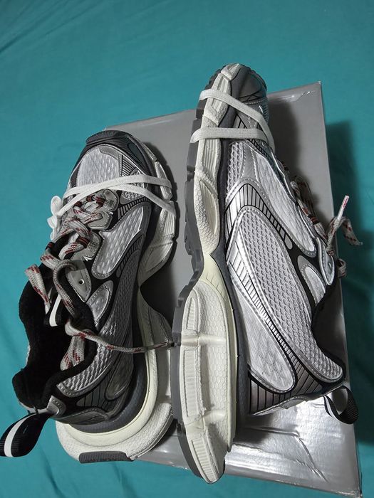 Adidasi Balenciaga 41