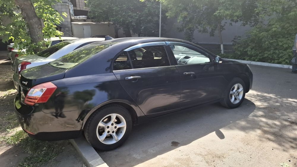 Продам Geely Emgrand EC7 2015 год