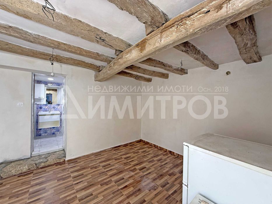 Продава се Къща в Нови пазар - 112 кв.м за 137 €/кв.м - Снимка #14
