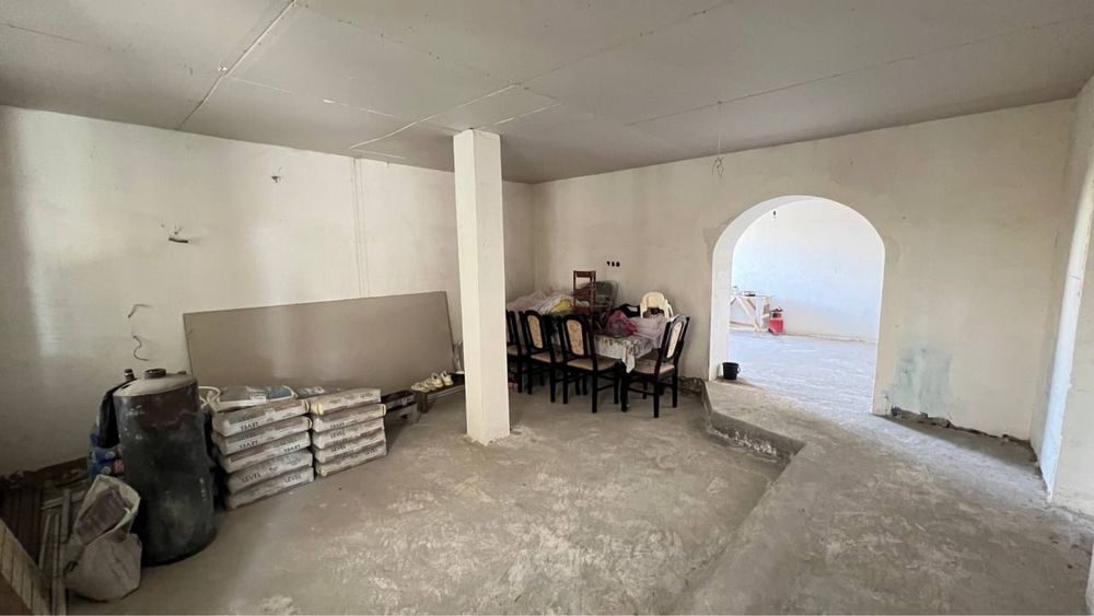 6 сотихли 2 этажли ховли сотилади