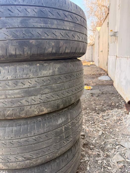 Продам шины MAXXIS 205/55/16