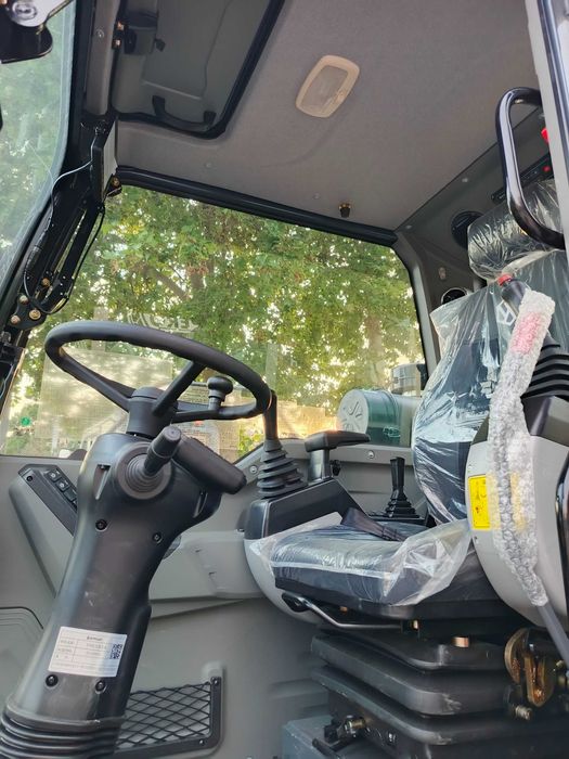 Колесный экскаватор   C65ECO