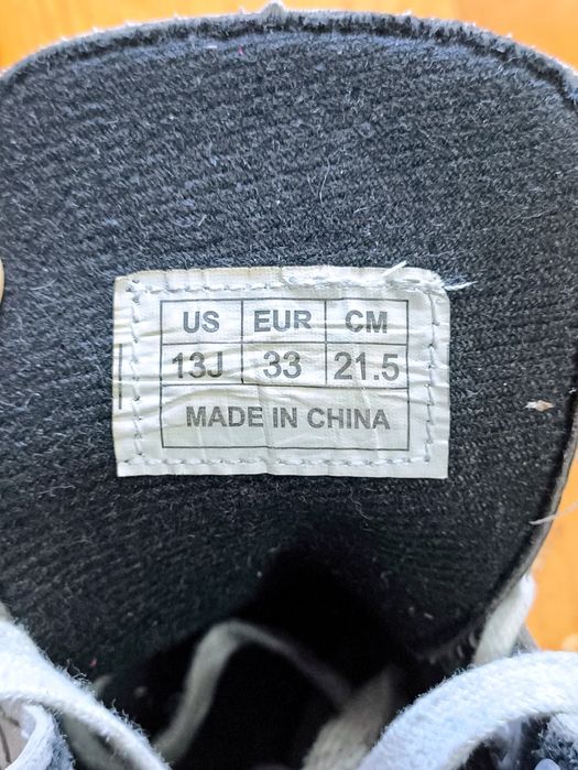 Продается коньки 33 и 36 размер