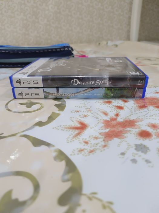 Продам 2 игры на PS5