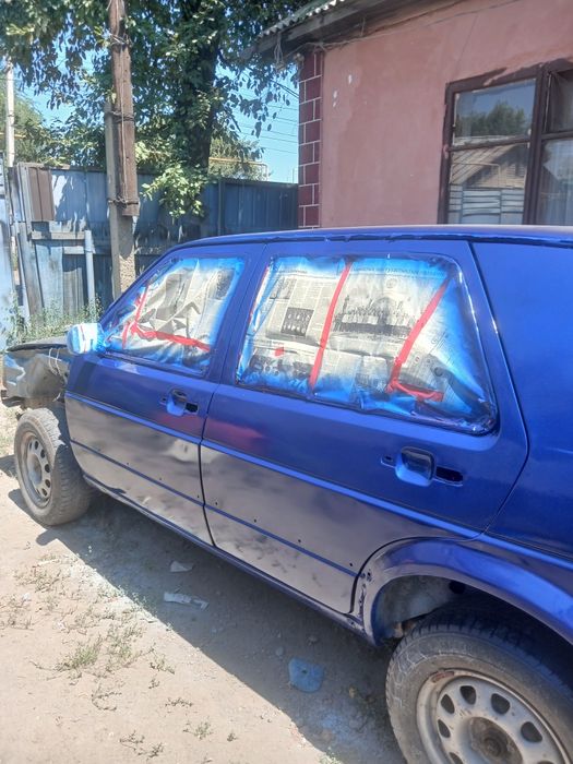 Гольф 2 свеже открашен