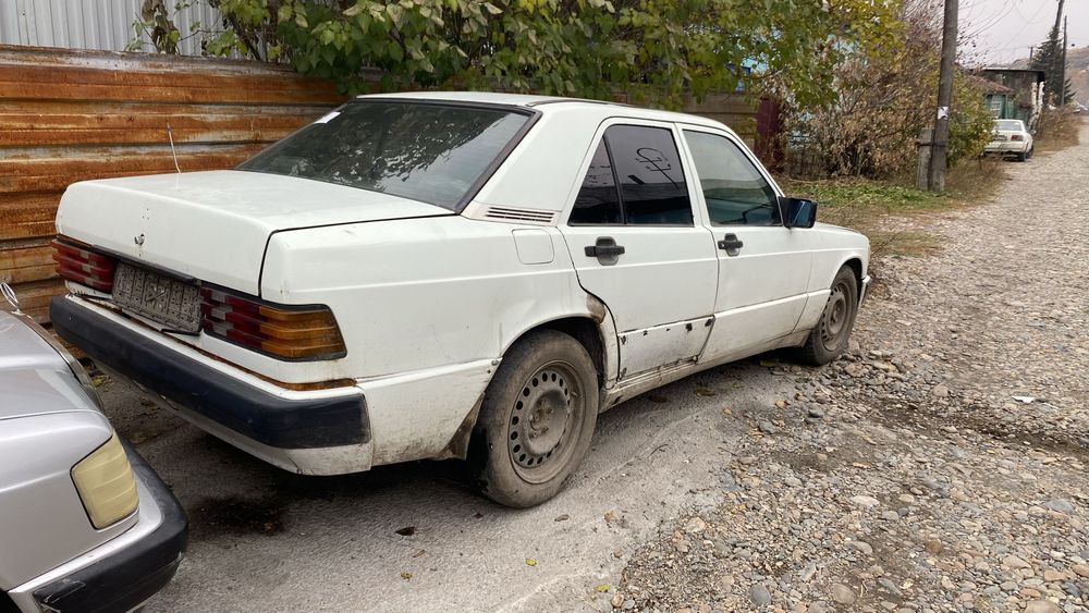 Продам Мерседец на разбор